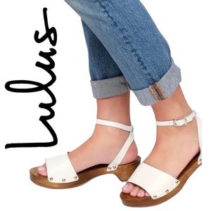 ✨ Lulu’s Willy White Leather Open-toe Clog Sandals✨